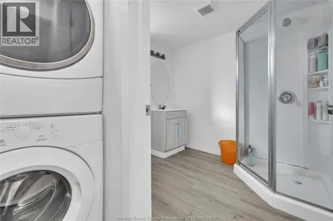 539 Campbell Avenue Windsor ON N9B 2H5