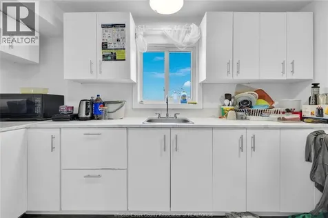 539 Campbell Avenue Windsor ON N9B 2H5