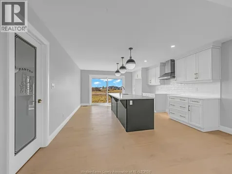 5201 Aiden Avenue Tecumseh ON N0R 1K0