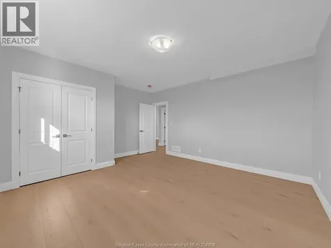 5201 Aiden Avenue Tecumseh ON N0R 1K0