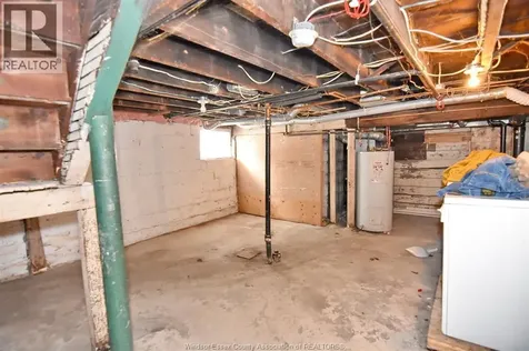 1441 Ellis East Windsor ON N8X 2J7