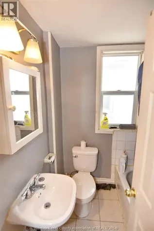 1441 Ellis East Windsor ON N8X 2J7
