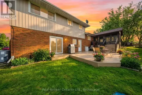 11 Burtch Road Brant (brantford Twp) ON N0E 1K0