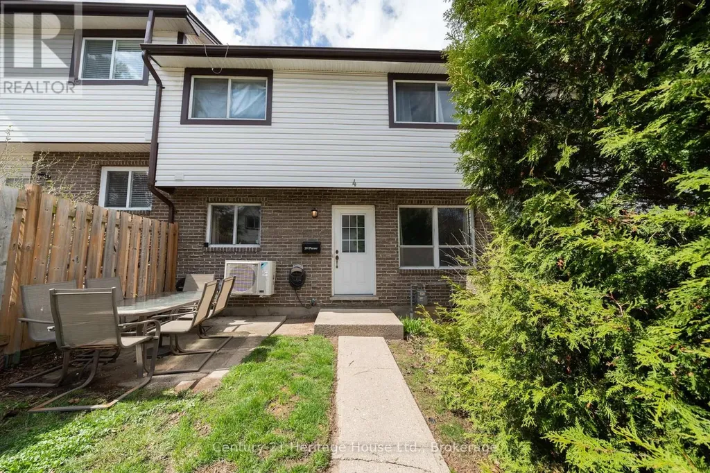 391 Pioneer Drive Kitchener ON N2P 1L8