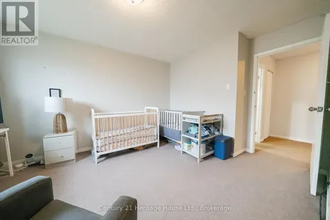 391 Pioneer Drive Kitchener ON N2P 1L8