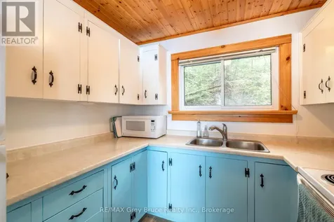 148 Sunnyview Drive South Bruce Peninsula ON N0H 1A0
