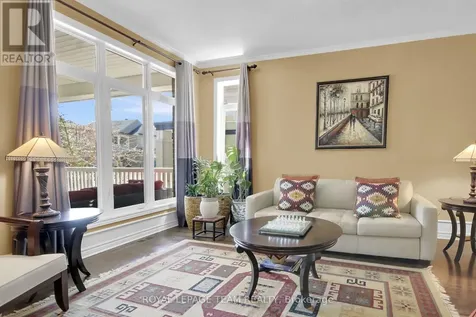 214 Davy Street Ottawa ON K2M 0H6