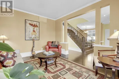 214 Davy Street Ottawa ON K2M 0H6