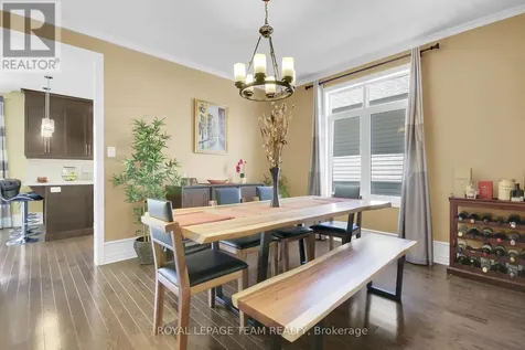 214 Davy Street Ottawa ON K2M 0H6