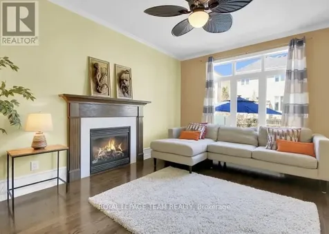 214 Davy Street Ottawa ON K2M 0H6