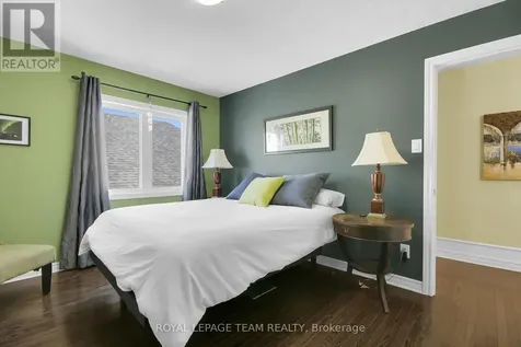 214 Davy Street Ottawa ON K2M 0H6