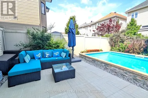 214 Davy Street Ottawa ON K2M 0H6
