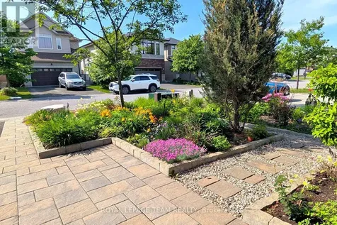 214 Davy Street Ottawa ON K2M 0H6