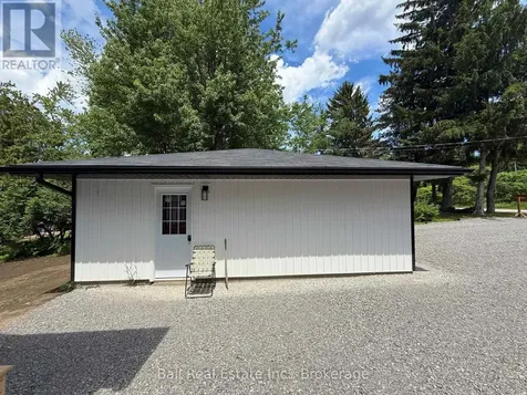 1380 Island View Drive Selwyn ON K0L 1T0