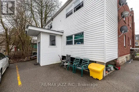 238 James Street East Cobourg ON K9A 1H7