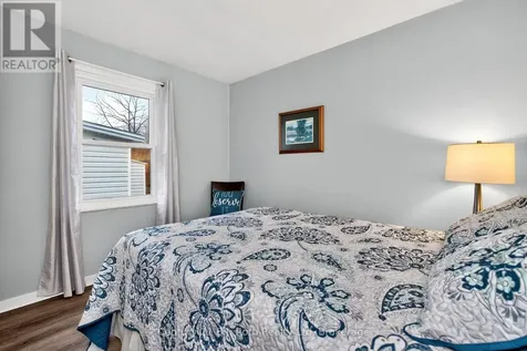 14 Wolfe Street Penetanguishene ON L9M 1B9