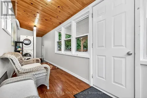 14 Wolfe Street Penetanguishene ON L9M 1B9