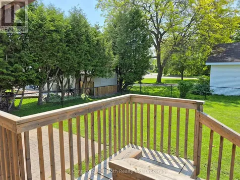 14 Wolfe Street Penetanguishene ON L9M 1B9