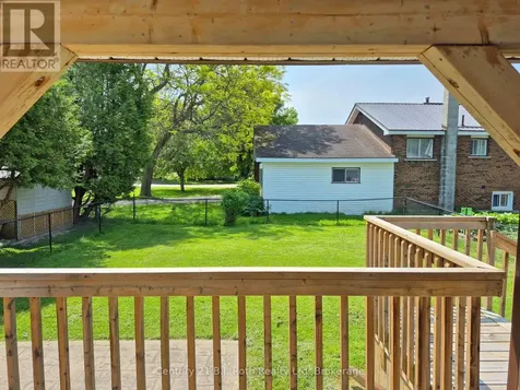 14 Wolfe Street Penetanguishene ON L9M 1B9