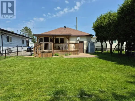 14 Wolfe Street Penetanguishene ON L9M 1B9