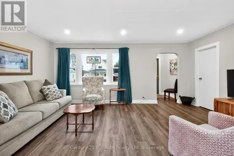 14 Wolfe Street Penetanguishene ON L9M 1B9