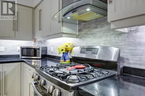 9 Brooke Avenue Collingwood ON L9Y 5K6