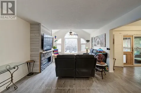 9 Brooke Avenue Collingwood ON L9Y 5K6