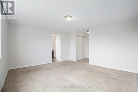 628 Monardia Way Ottawa ON K4A 1C8