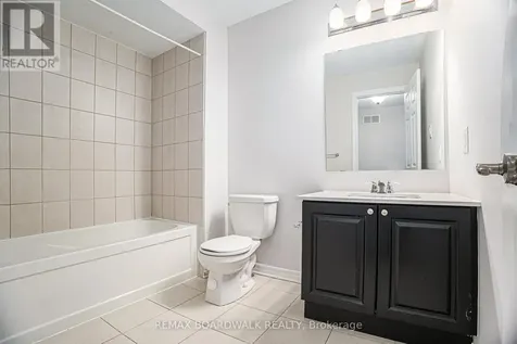 628 Monardia Way Ottawa ON K4A 1C8