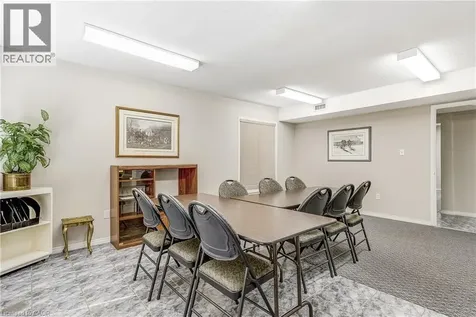 216 Plains Road West Burlington ON L7T 4K8