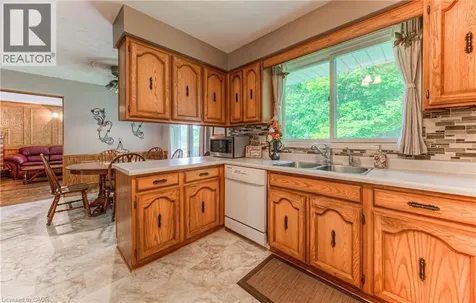 65 Trailview Drive Kitchener ON N2N 1P7