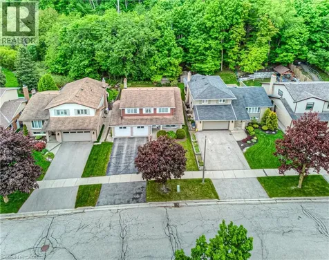 65 Trailview Drive Kitchener ON N2N 1P7