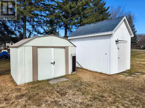 123 Fourth Avenue Englehart ON P0J 1H0