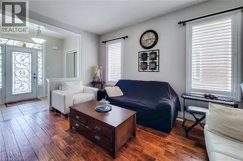 128 Montreal Circle Stoney Creek ON L8E 0C8