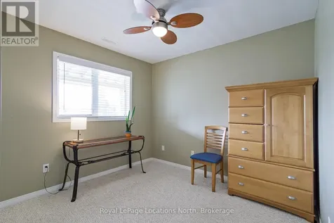 926 Cedar Pointe Court Collingwood ON L9Y 5C7