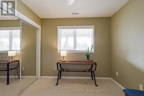 926 Cedar Pointe Court Collingwood ON L9Y 5C7