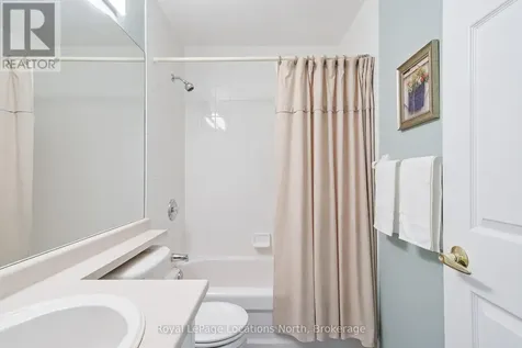 926 Cedar Pointe Court Collingwood ON L9Y 5C7