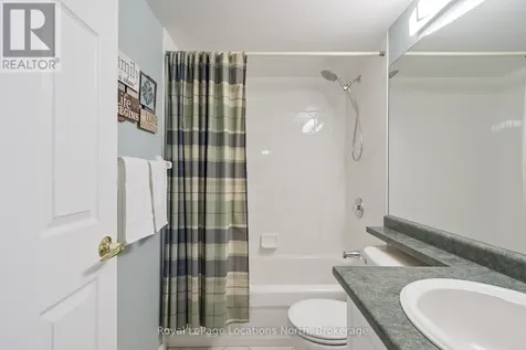 926 Cedar Pointe Court Collingwood ON L9Y 5C7