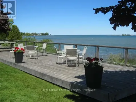 51 Lighthouse Lane West Collingwood ON L9Y 5C8