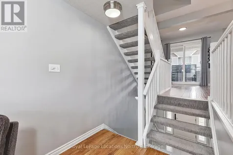 51 Lighthouse Lane West Collingwood ON L9Y 5C8