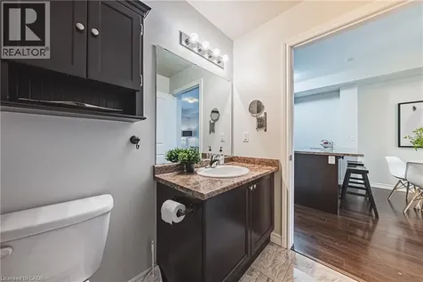 35 Southshore Crescent Stoney Creek ON L8E 0J2