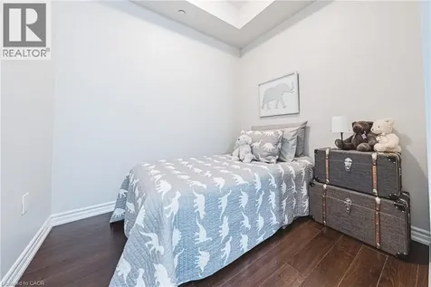 35 Southshore Crescent Stoney Creek ON L8E 0J2