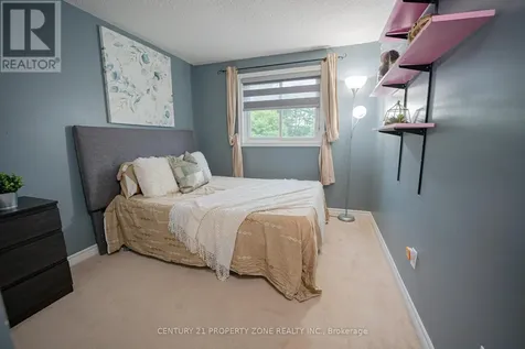 92 Highland Crescent Kitchener ON N2M 5C1