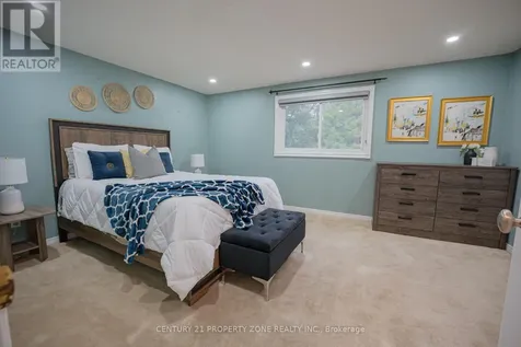 92 Highland Crescent Kitchener ON N2M 5C1