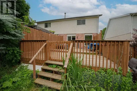 92 Highland Crescent Kitchener ON N2M 5C1