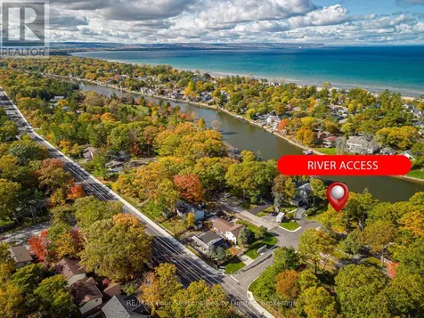 24 Indianola Crescent Wasaga Beach ON L9Z 2W3