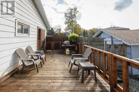 24 Indianola Crescent Wasaga Beach ON L9Z 2W3