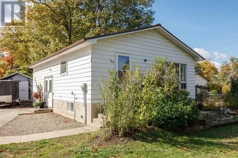 24 Indianola Crescent Wasaga Beach ON L9Z 2W3