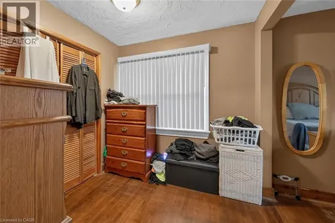 186 Seneca Avenue Hamilton ON L9B 1M2
