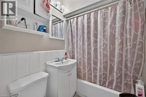 186 Seneca Avenue Hamilton ON L9B 1M2